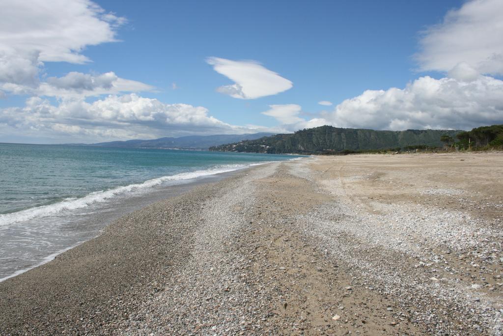 Baia Dei Canonici Aparthotel Villaggio Le Rocelle Εξωτερικό φωτογραφία